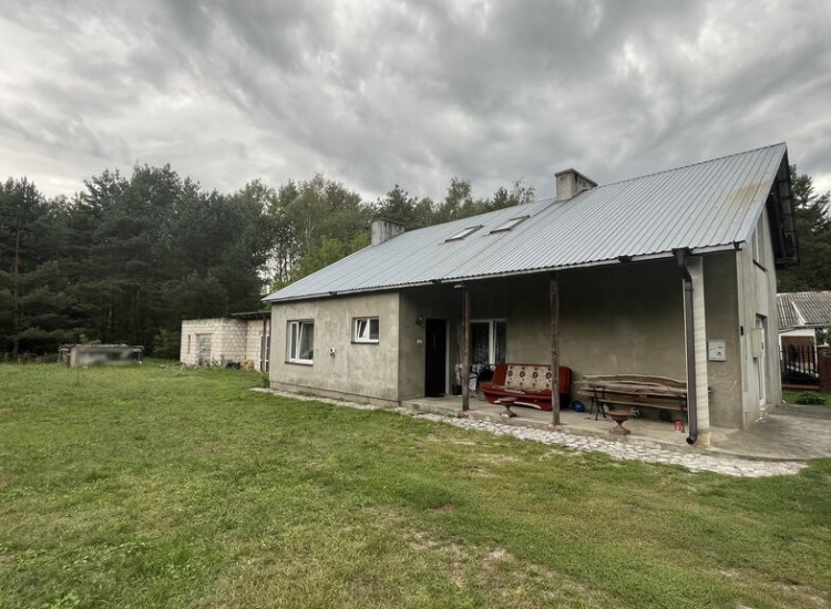 Dom 115 m2, działka 3,75 ha  Patków gm. Policzna. Patków