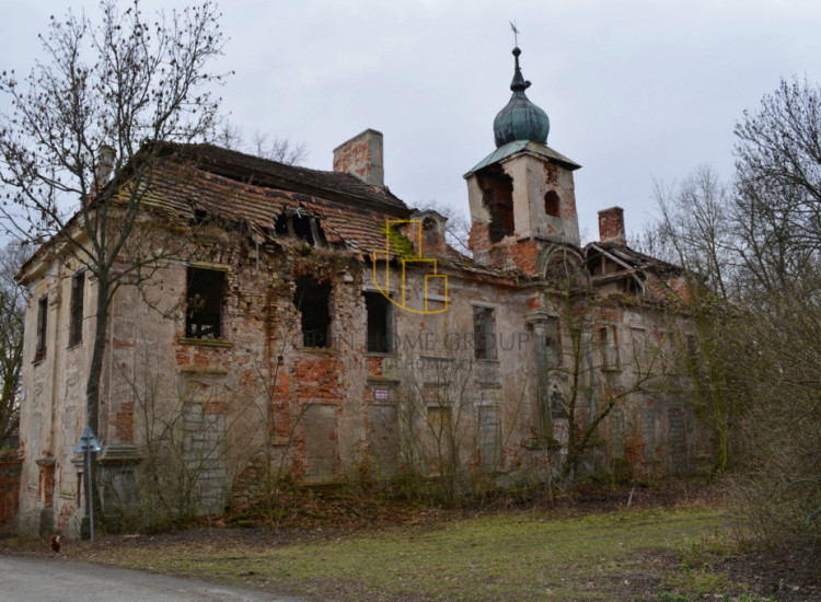 Dom/Pałac obiekt zabytkowy, wybudowany w 1782r Wojciechów