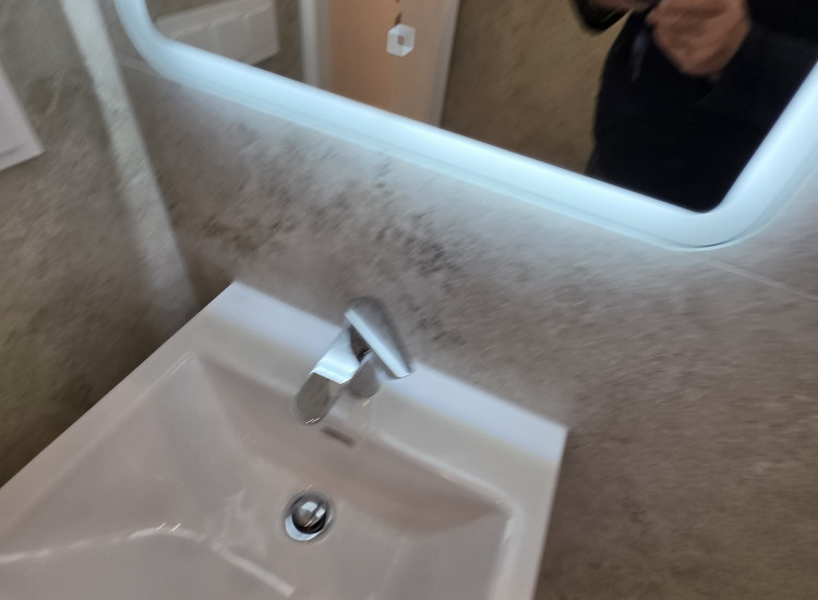 ## 1. Podmiot i Lokalizacja: „Seventpoint by Steinhard” (Krucza 78) Ogłoszenia dotyczące nieruchomości o powierzchni 65 m² przy ul. Kruczej 78 we Wrocławiu (róg ul. Wróbla, rejon Krzyki/Gajowice Wrocław