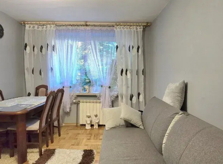 Trzypokojowe mieszkanie z balkonem na parterze Siedlce