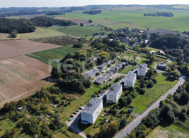 Prywatna Enklawa-Posesja Rezydencjonalna, z WZ (0,28 –0,47 ha) Sędzice Sędzice