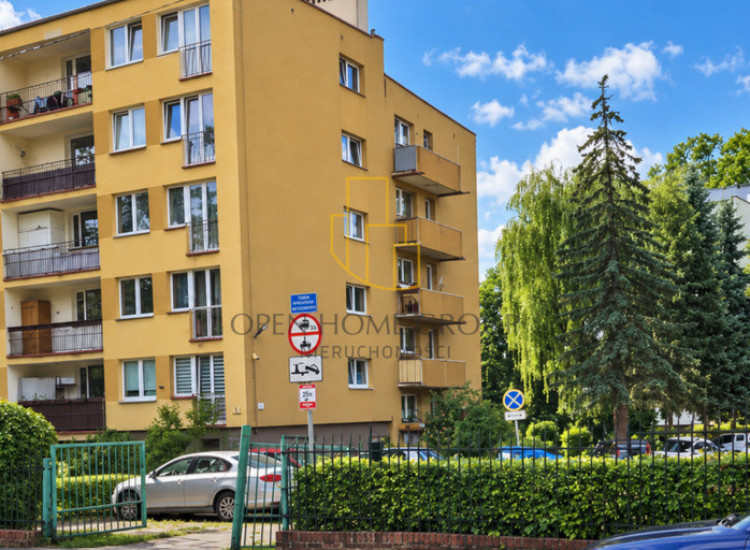 Centrum/ 3pok/ Spół. -włas./Balkon/1 pietro Jelenia Góra