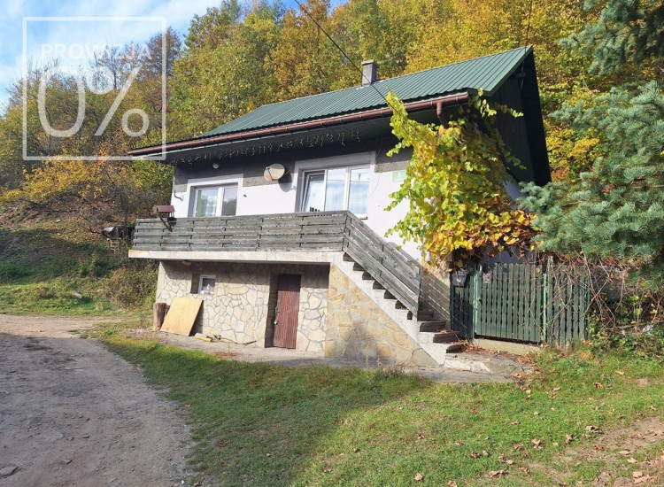 Dom na kamiennej podmurówce, działka 721 m² | Sucha Beskidzka Sucha Beskidzka