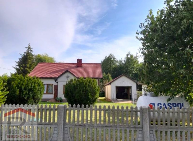 Zadbany dom w małej, cichej wiosce Kalina Górecka